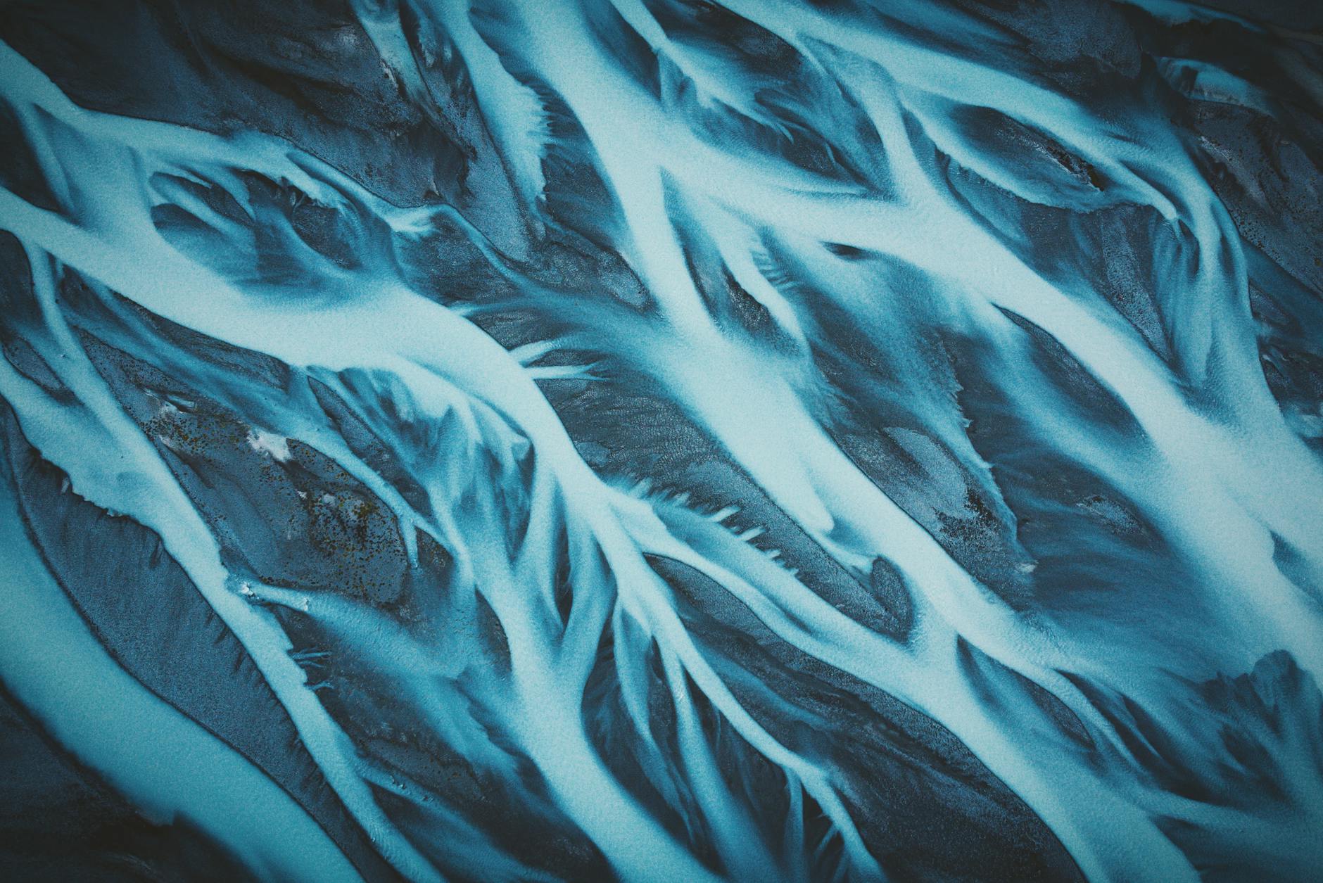 Abstract flowing water patterns